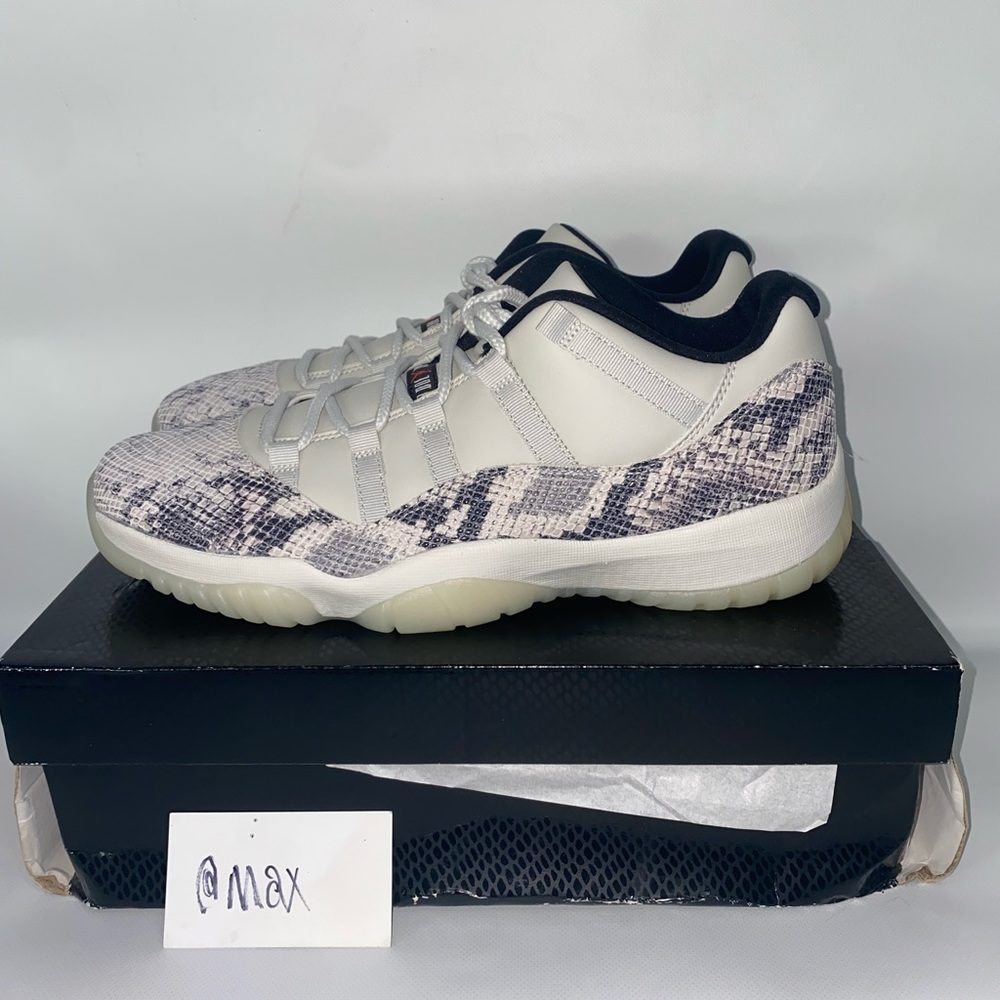 Jordan 11 Retro low
